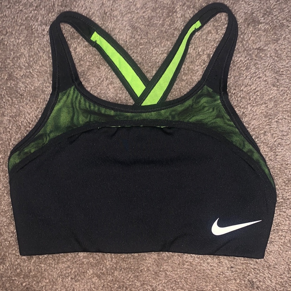 NIKE NEON SPORTS BRA.